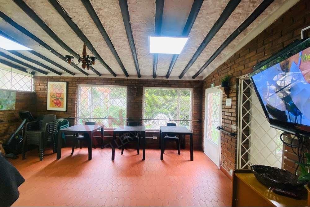 Casa en venta Cundinamarca Bogotá Cedro Bolívar 365 m2 Habitaciones 4 Baños 4 Garajes 1 Precio $1600000000