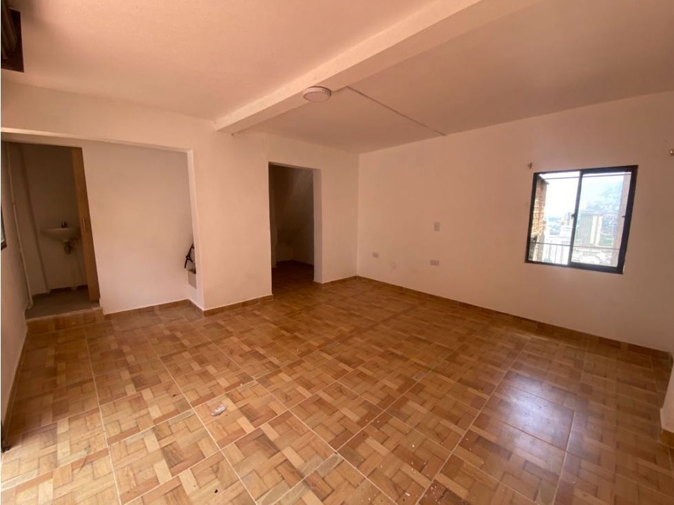 Local en arriendo Antioquia Medellín El Poblado 28 m2 Habitaciones 0 Baños 0 Garajes 1 Precio $1100000