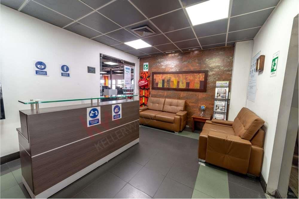 Oficina en venta Cundinamarca Bogotá Usaquén 394 m2 Habitaciones 0 Baños 2 Garajes 2 Precio $3200000000