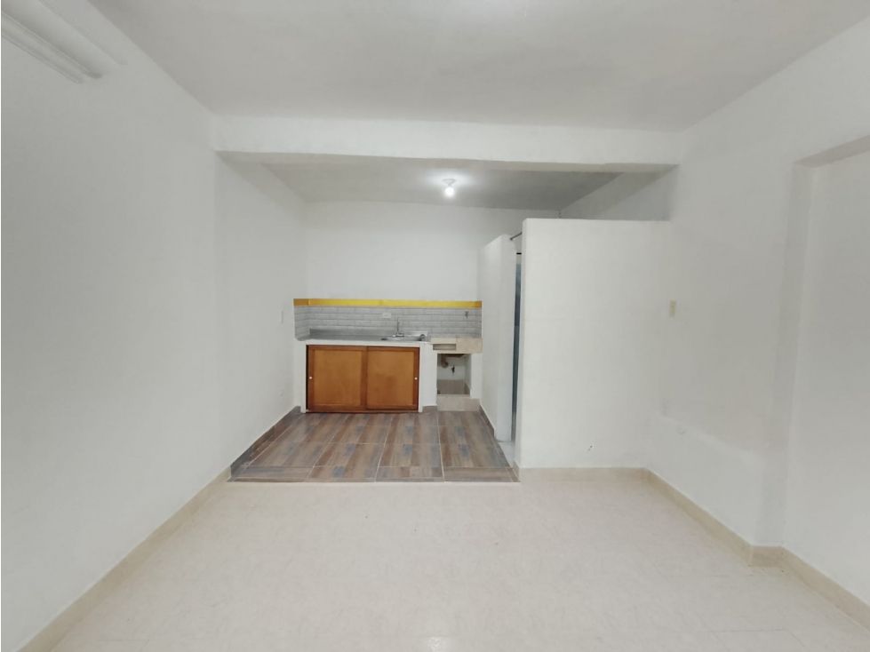 Apartaestudio en arriendo Antioquia Medellín El Salvador 20 m2 Habitaciones 0 Baños 1 Garajes 0 Precio $800000