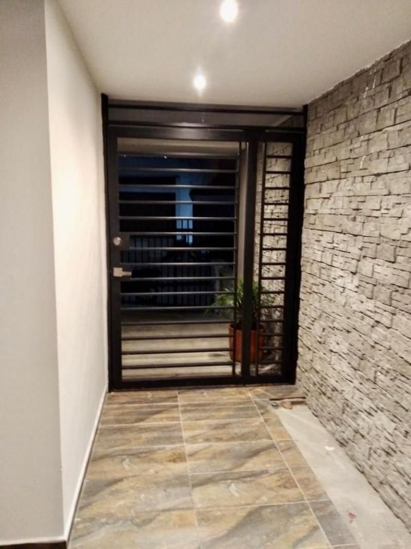 Edificio en venta Valle Del Cauca Cali Tejares - Cristales 600 m2 Habitaciones 9 Baños 9 Garajes 0 Precio $2000000000