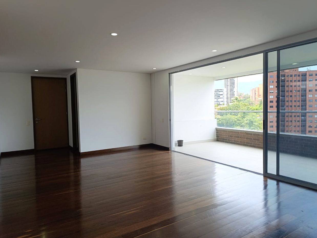 Apartamento en venta Antioquia Medellín La Aguacatala 119 m2 Habitaciones 2 Baños 4 Garajes 3 Precio $1220000000