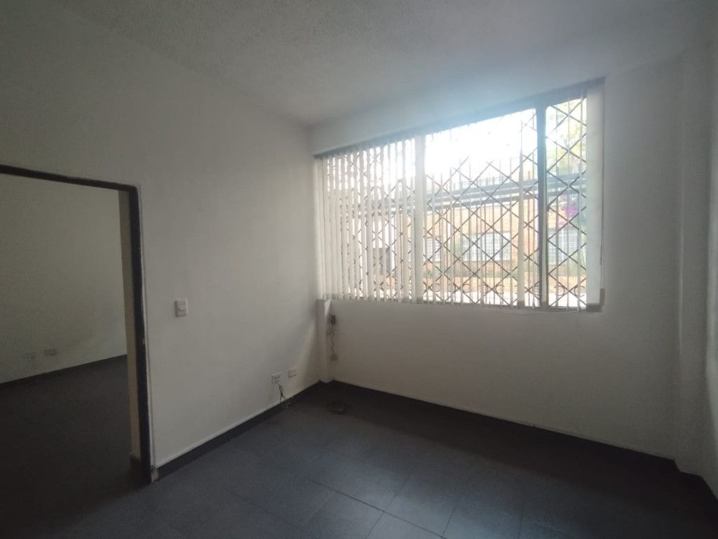 Oficina en arriendo Cundinamarca Bogotá Quinta Camacho 34 m2 Habitaciones 0 Baños 1 Garajes 0 Precio $1620180