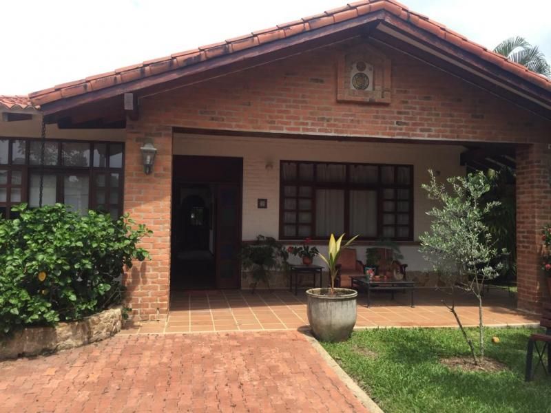 Casa Campestre en venta Valle Del Cauca Jamundí Ub Los Chiminangos 400 m2 Habitaciones 4 Baños 6 Garajes 6 Precio $1250000000