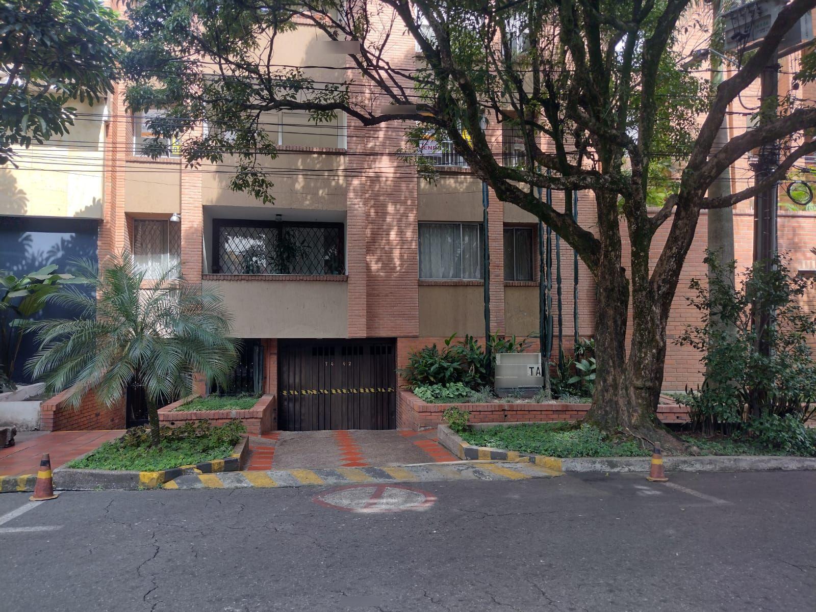 Apartamento en venta Antioquia Medellín Bolivariana 165 m2 Habitaciones 3 Baños 4 Garajes 3 Precio $730000000