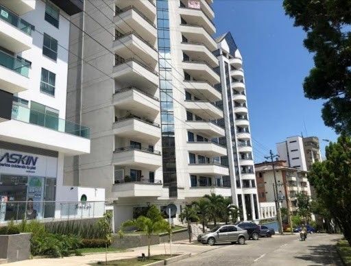 Apartamento en venta Risaralda Pereira Pinares De San Martin 340 m2 Habitaciones 4 Baños 8 Garajes 3 Precio $2100000000