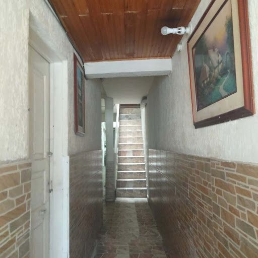 Casa en venta Cundinamarca Bogotá Ingles 242 m2 Habitaciones 9 Baños 7 Garajes 0 Precio $520000000