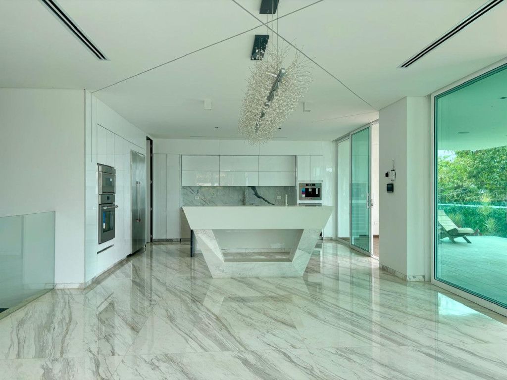 Casa Campestre en venta Valle Del Cauca Cali Parcelacion Cerros La Buitrera 1222 m2 Habitaciones 5 Baños 9 Garajes 6 Precio $12450000000