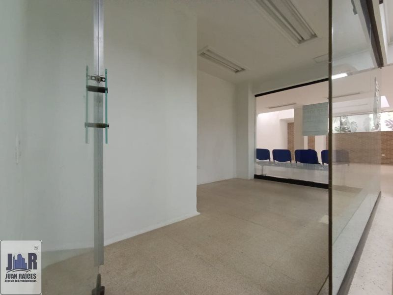 Local en arriendo Antioquia Caldas Caldas 15 m2 Habitaciones 0 Baños 1 Garajes 0 Precio $650000