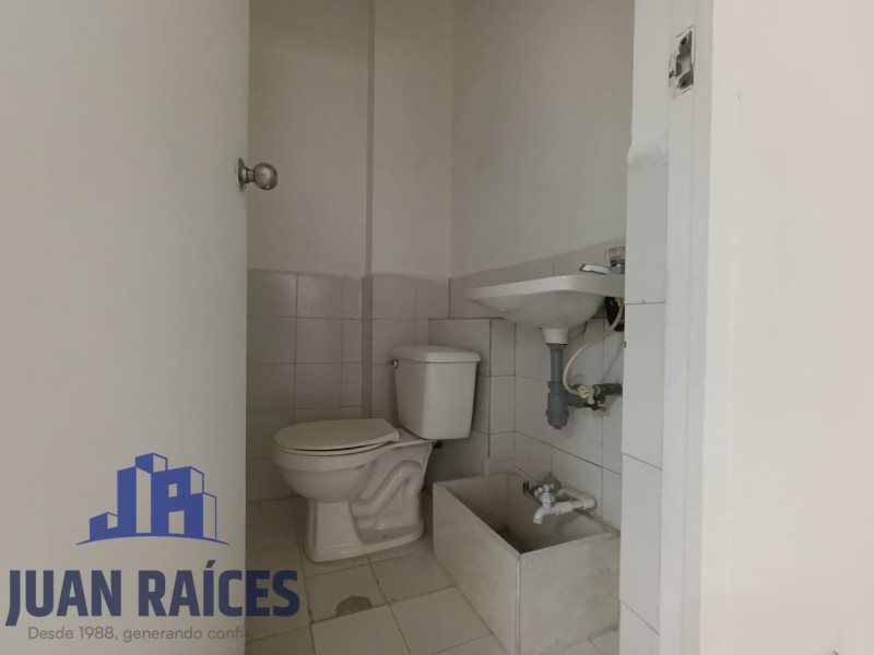 Local en arriendo Antioquia Caldas Caldas 15 m2 Habitaciones 0 Baños 1 Garajes 0 Precio $650000