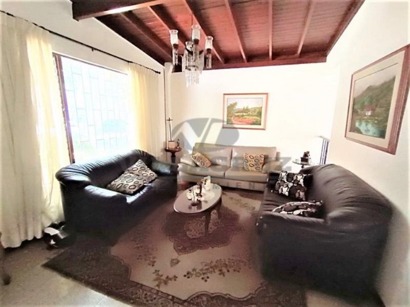 Casa en venta Antioquia Medellín Urbanizacion Los Conquistadores 241 m2 Habitaciones 4 Baños 3 Garajes 1 Precio $1350000000