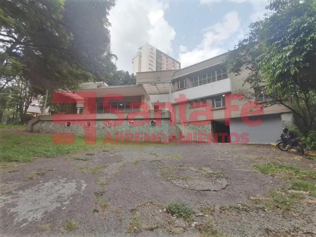 Casa en arriendo Antioquia Medellín La Linde 1573 m2 Habitaciones 7 Baños 13 Garajes 2 Precio $25000000