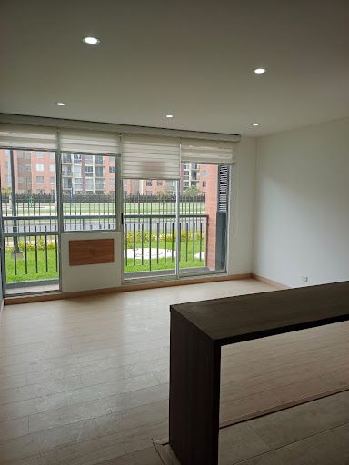 Apartamento en arriendo Cundinamarca Madrid Conjunto Residencial Ventura 74 m2 Habitaciones 3 Baños 2 Garajes 2 Precio $1470000