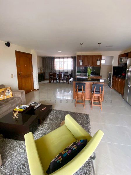 Apartamento en arriendo Antioquia Medellín Laureles 130 m2 Habitaciones 3 Baños 3 Garajes 1 Precio $5100000
