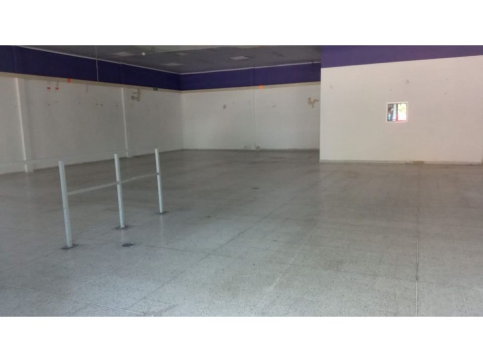 Bodega en arriendo Huila Neiva Mano Fuerte 320 m2 Habitaciones 0 Baños 2 Garajes 0 Precio $8000000