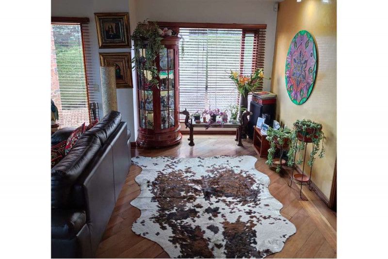 Casa en arriendo Cundinamarca Bogotá Casa Blanca Suba 285 m2 Habitaciones 4 Baños 5 Garajes 2 Precio $7650000