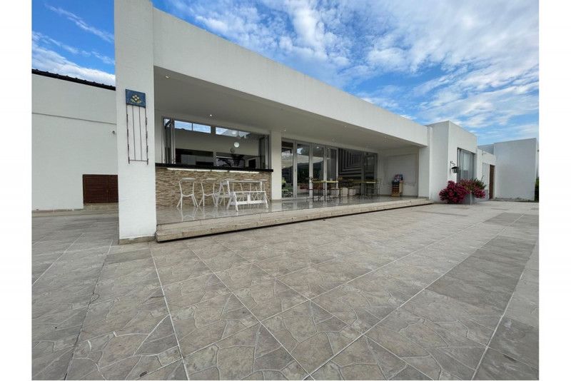 Casa en venta Cundinamarca Apulo Apulo 799 m2 Habitaciones 5 Baños 6 Garajes 4 Precio $1600000000