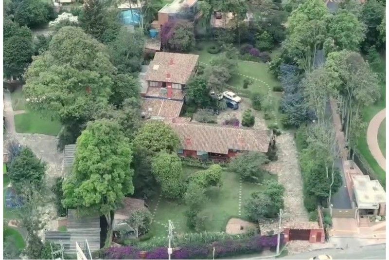 Casa en venta Cundinamarca Bogotá Niza Suba 1600 m2 Habitaciones 7 Baños 8 Garajes 4 Precio $7600000000