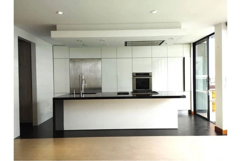 Casa en venta Cundinamarca Bogotá Prado Veraniego Sur 352 m2 Habitaciones 3 Baños 3 Garajes 4 Precio $2200000000