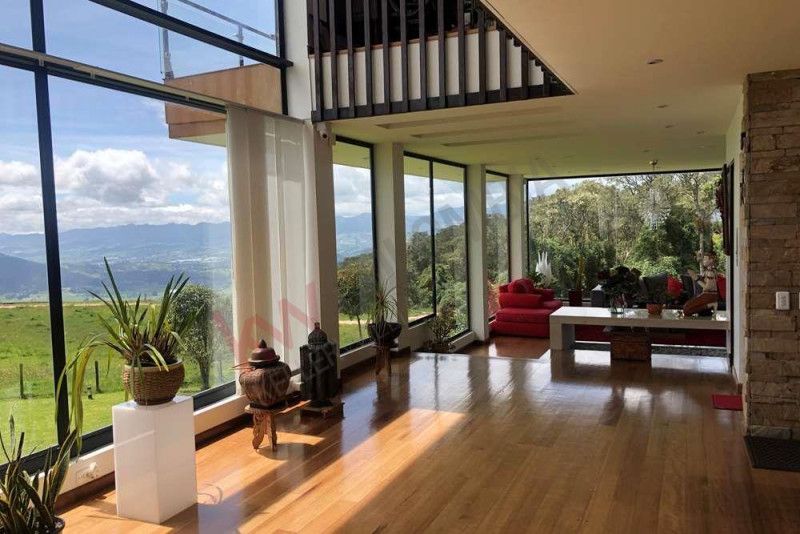 Casa en venta Cundinamarca Sopó Sopó 450 m2 Habitaciones 4 Baños 5 Garajes 3 Precio $1950000000
