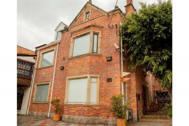 Casa en venta Cundinamarca Bogotá Quinta Camacho 612 m2 Habitaciones 5 Baños 3 Garajes 3 Precio $2900000000