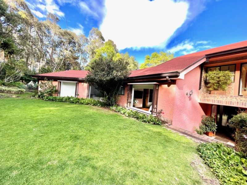 Casa en venta Cundinamarca Bogotá Niza Suba 753 m2 Habitaciones 5 Baños 3 Garajes 6 Precio $4500000000