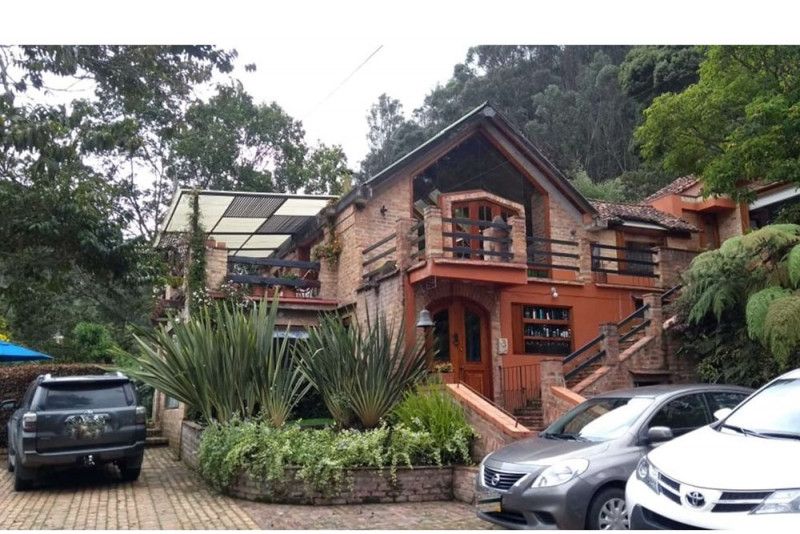 Casa en venta Cundinamarca Bogotá Torca 438 m2 Habitaciones 3 Baños 3 Garajes 3 Precio $2800000000