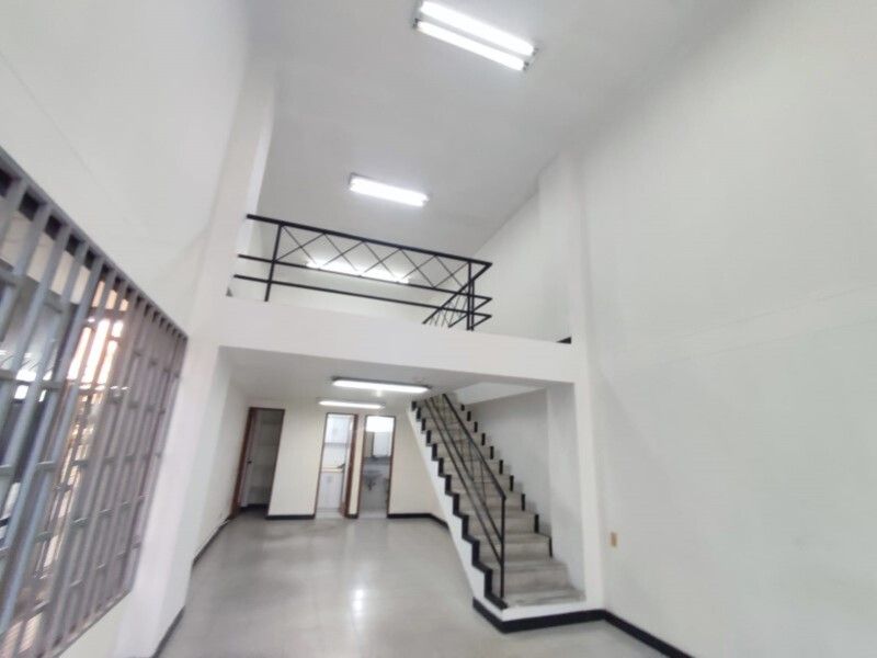 Local en arriendo Antioquia Medellín Lorena 90 m2 Habitaciones 0 Baños 2 Garajes 1 Precio $5000000