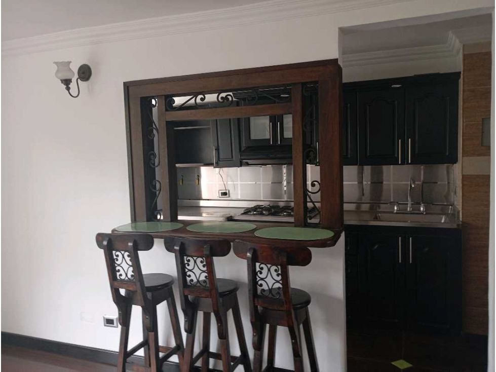 Apartamento en arriendo Antioquia Envigado El Dorado 62 m2 Habitaciones 2 Baños 4 Garajes 2 Precio $2100000