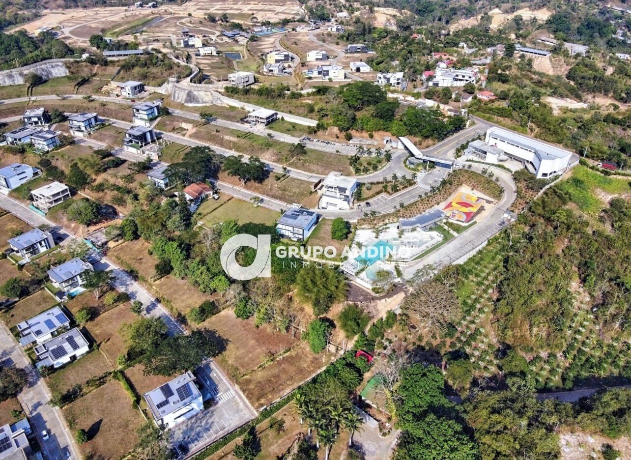Lote en venta Santander Girón Altos De Andina 423 m2 Habitaciones 0 Baños 10 Garajes 1 Precio $610000000