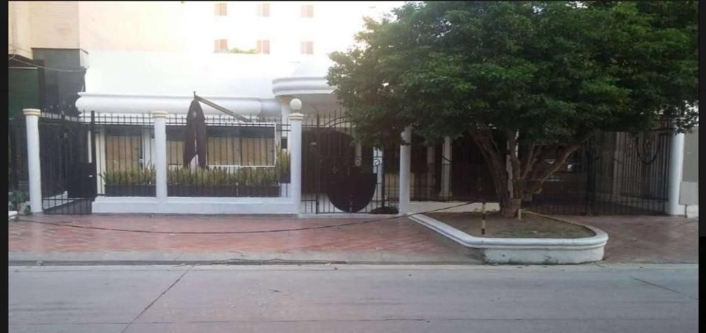 Casa en venta Atlántico Barranquilla San Vicente 675 m2 Habitaciones 4 Baños 13 Garajes 5 Precio $2500000000