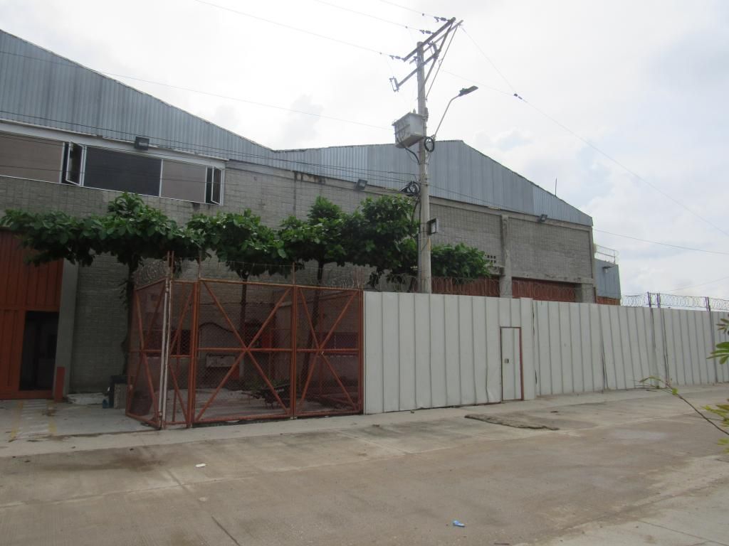 Bodega en arriendo Atlántico Barranquilla La Paz 80 m2 Habitaciones 0 Baños 4 Garajes 4 Precio $24125000