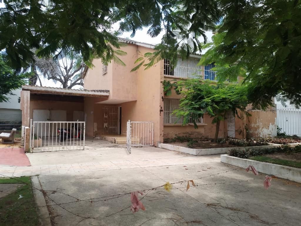 Casa en venta Atlántico Barranquilla Santa Monica 379 m2 Habitaciones 3 Baños 4 Garajes 3 Precio $800000000