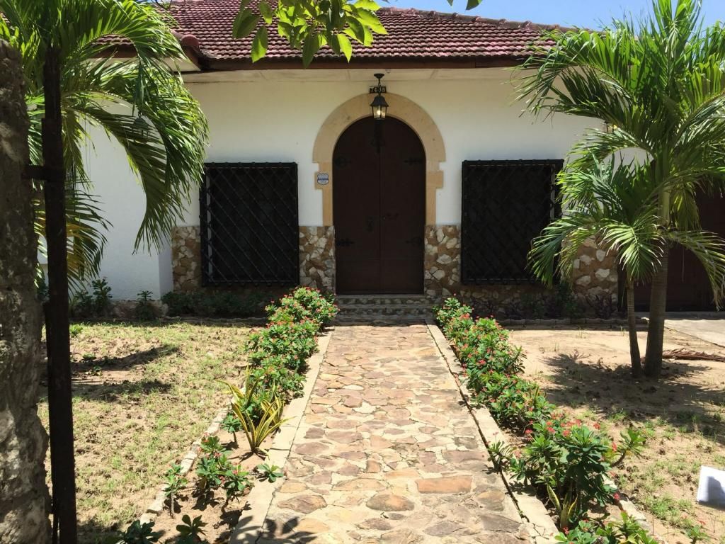 Casa en venta Atlántico Barranquilla El Prado 374 m2 Habitaciones 3 Baños 6 Garajes 3 Precio $1906110000
