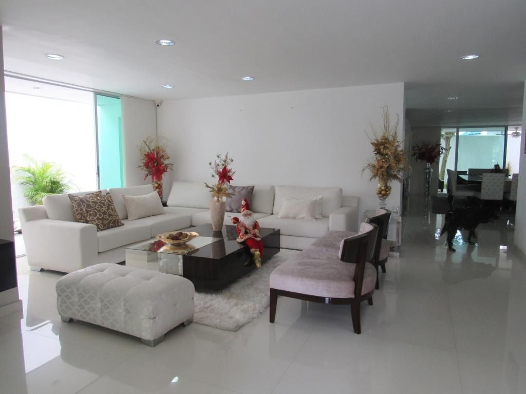 Casa en arriendo Atlántico Barranquilla Altos De Riomar 667 m2 Habitaciones 4 Baños 7 Garajes 4 Precio $20000000