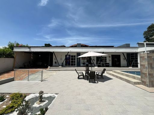 Casa en venta Risaralda Pereira Pereira 200 m2 Habitaciones 4 Baños 4 Garajes 5 Precio $950000000