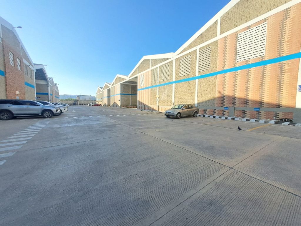 Bodega en arriendo Atlántico Barranquilla Batallon Infanteria 3789 m2 Habitaciones 0 Baños 2 Garajes 2 Precio $92758493