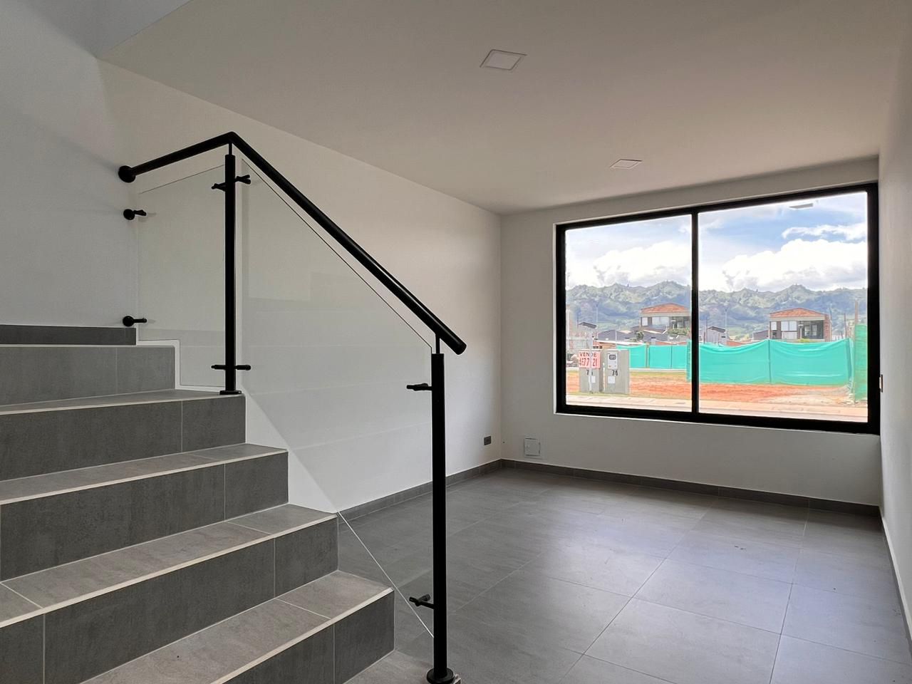 Casa en venta Antioquia La Ceja La Floresta 143 m2 Habitaciones 3 Baños 4 Garajes 2 Precio $710000000