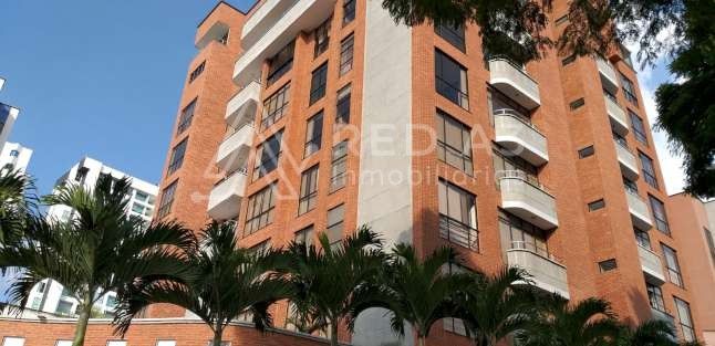 Apartamento en venta Risaralda Pereira Br Pinares De San Martin 140 m2 Habitaciones 3 Baños 4 Garajes 3 Precio $700000000