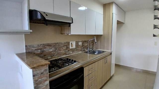 Apartamento en arriendo o venta Antioquia Envigado La Mesa 96 m2 Habitaciones 3 Baños 2 Garajes 3 Precio venta $630000000 Precio arriendo $3800000