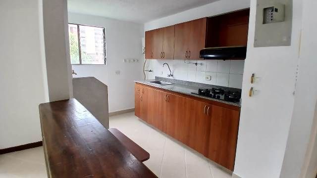 Apartamento en arriendo Antioquia Envigado La Mesa 65 m2 Habitaciones 3 Baños 2 Garajes 2 Precio $2600000