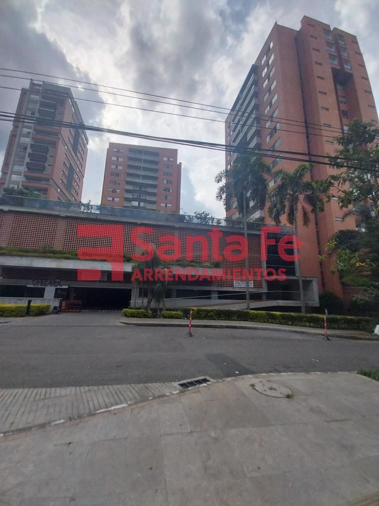 Apartamento en arriendo Antioquia Medellín Santa Maria De Los Angeles 98 m2 Habitaciones 2 Baños 2 Garajes 2 Precio $6000000