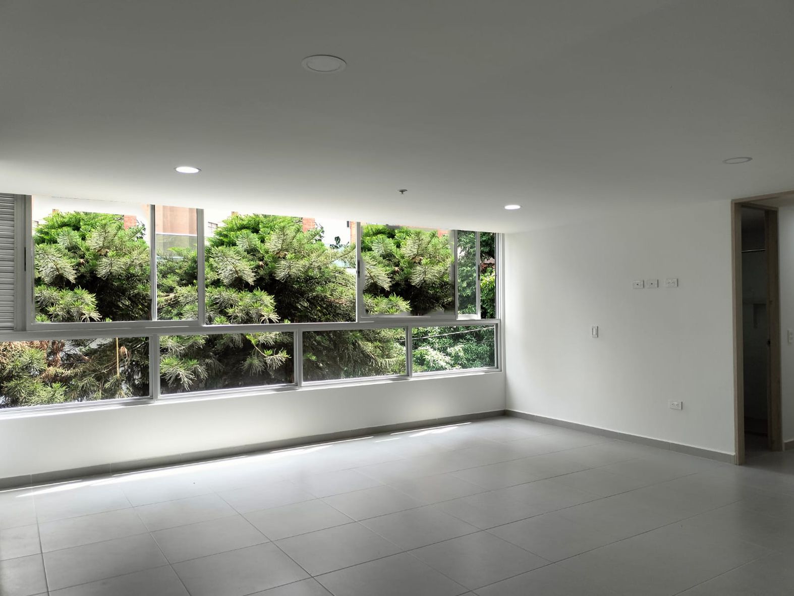 Apartamento en arriendo Antioquia Envigado Bosques De Zúñiga 84 m2 Habitaciones 2 Baños 2 Garajes 2 Precio $3700000