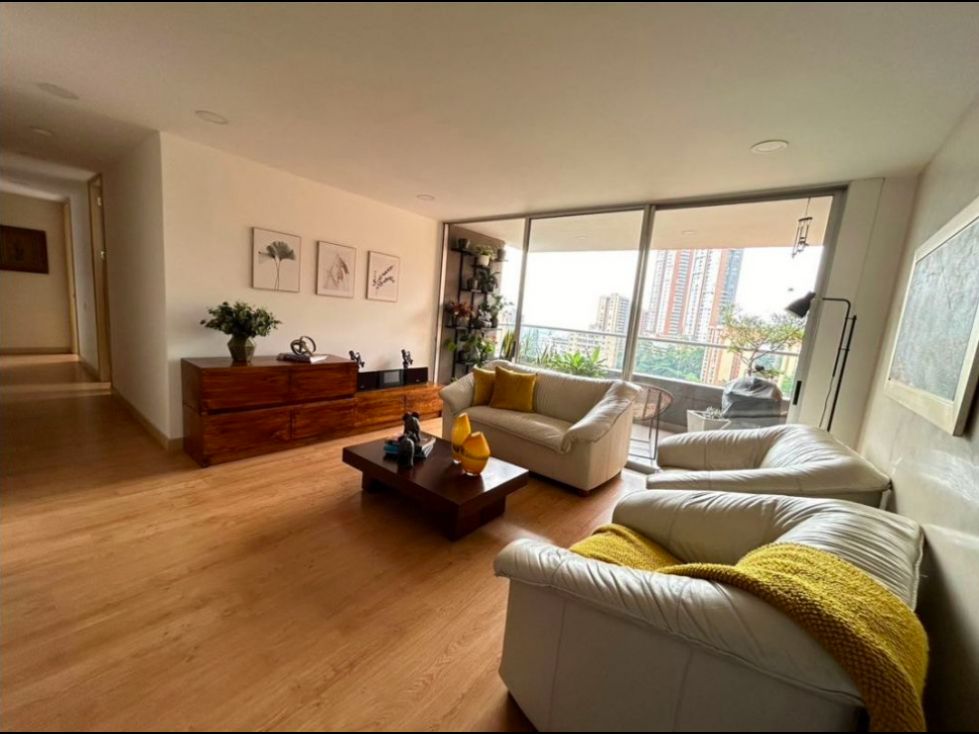 Apartamento en venta Antioquia Medellín La Linde 116 m2 Habitaciones 3 Baños 2 Garajes 2 Precio $1190000000