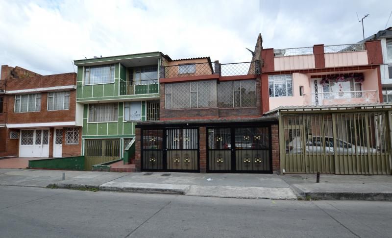Apartamento en arriendo Cundinamarca Bogotá Los Monjes 80 m2 Habitaciones 3 Baños 1 Garajes 0 Precio $1600000