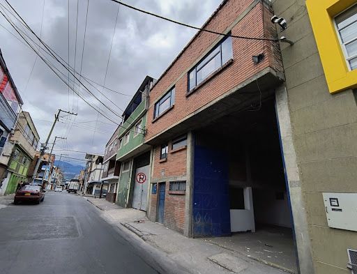 Bodega en venta Cundinamarca Bogotá San Benito 330 m2 Habitaciones 0 Baños 3 Garajes 3 Precio $870000000