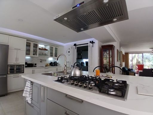 Apartamento en arriendo Antioquia Medellín Los Balsos No1 190 m2 Habitaciones 3 Baños 6 Garajes 2 Precio $10000000