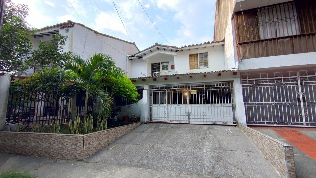 Casa en venta Valle Del Cauca Cali La Cascada 270 m2 Habitaciones 4 Baños 4 Garajes 1 Precio $620000000