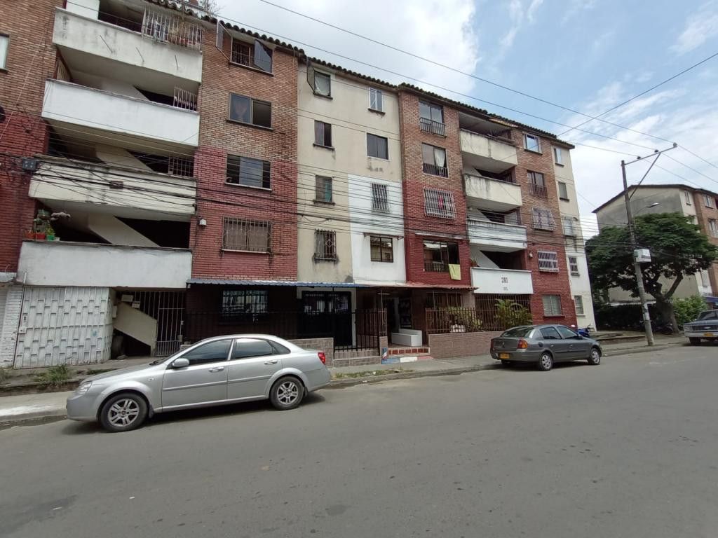 Apartamento en venta Valle Del Cauca Cali La Rivera I 65 m2 Habitaciones 3 Baños 2 Garajes 0 Precio $260000000
