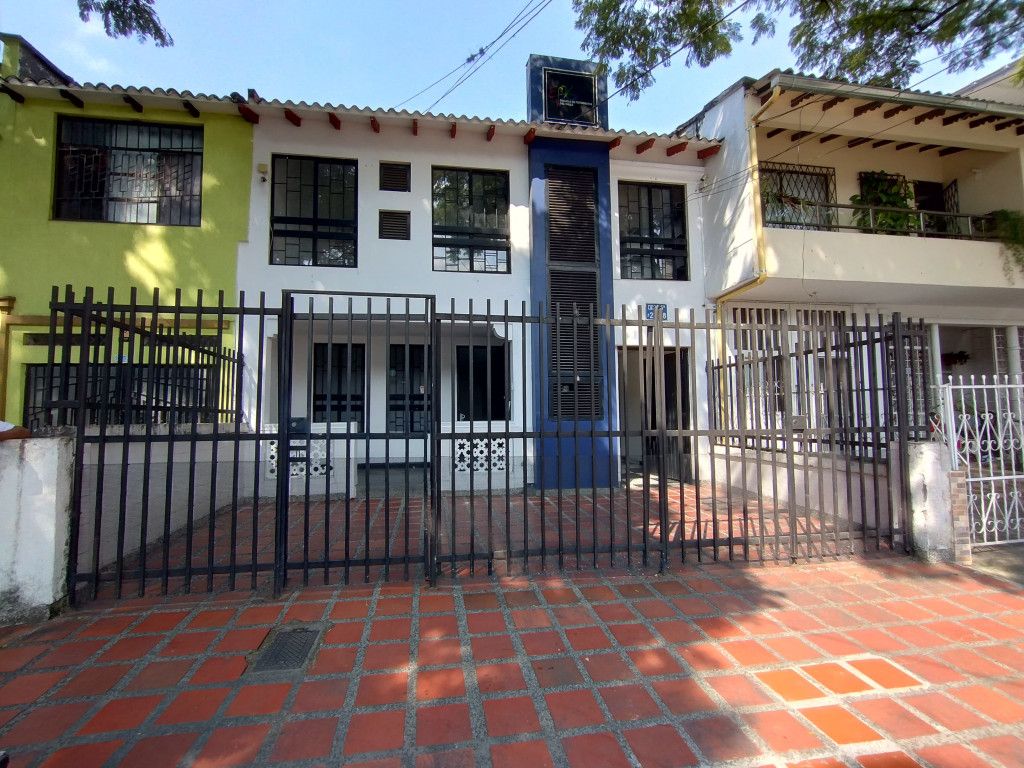 Casa en venta Valle Del Cauca Cali 3 De Julio 480 m2 Habitaciones 7 Baños 6 Garajes 0 Precio $980000000